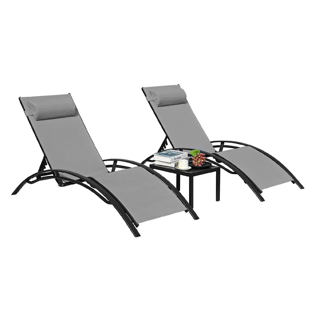 Chaise longue LAEPO en aluminium gris sur fond blanc – Vue produit studio