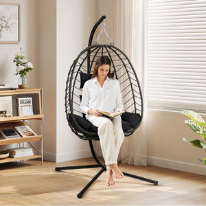 Fauteuil suspendu OEUFI en rotin PE gris foncé – Style bohème et détente