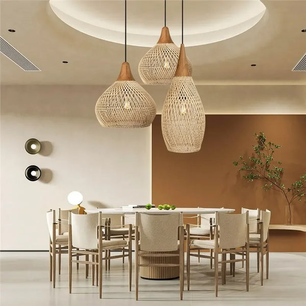 Luminaire suspendu en rotin noir style rétro zen