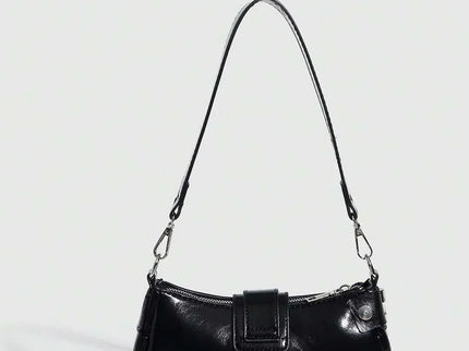Sac à bandoulière avec chaine et motif en argenté noir vu de derriere