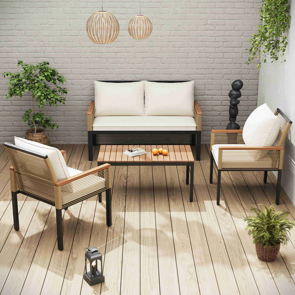 Salon MERA beige en disposition alternative avec table au centre – Aménagement d’espace détente extérieur