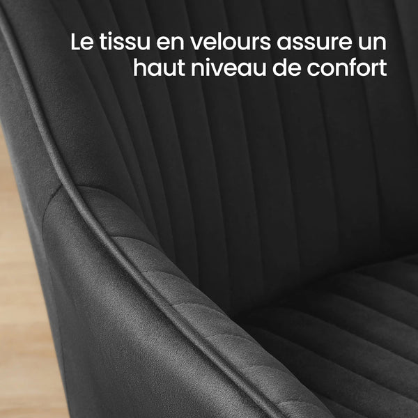 Zoom sur le tissu en velours doux de la chaise LUCO - Finition matelassée et toucher soyeux