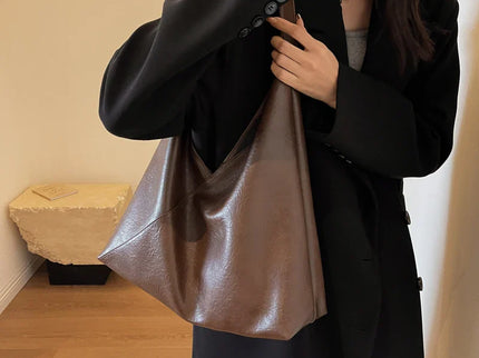 Aurora Vintage Hobo Shoulder Handbag