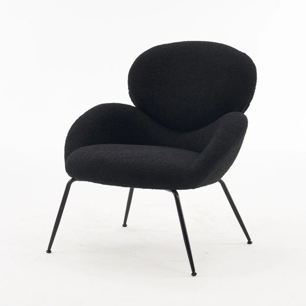 chaise élégante avec assise rembourrée et dossier incurvé