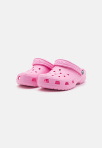 crocs classic clog pink 2