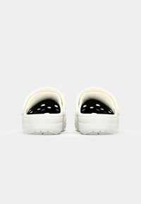 crocs classic clog white 4