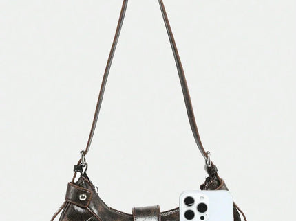 dimension sac en Simili Cuir a bandouliere pour femme marron detail proche detail sangle comparaison telephone