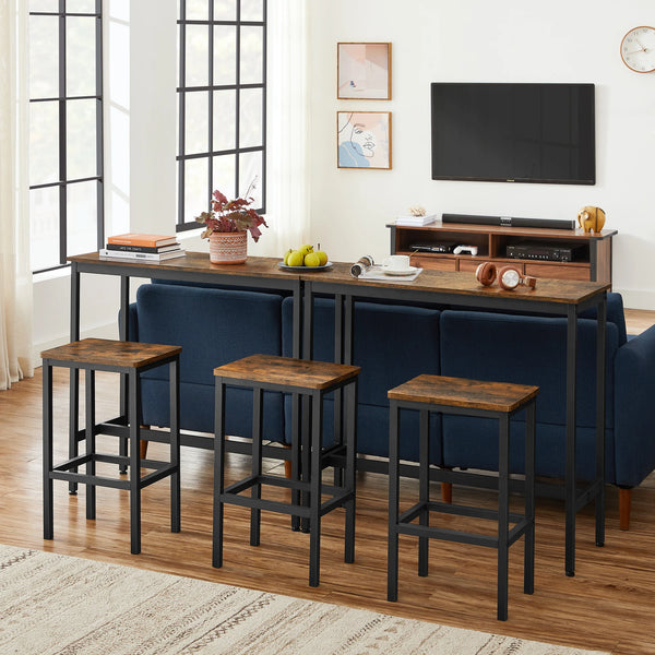 ensemble table haute HALU avec 2 tabourets en bois rustique et métal noir dans un intérieur industriel