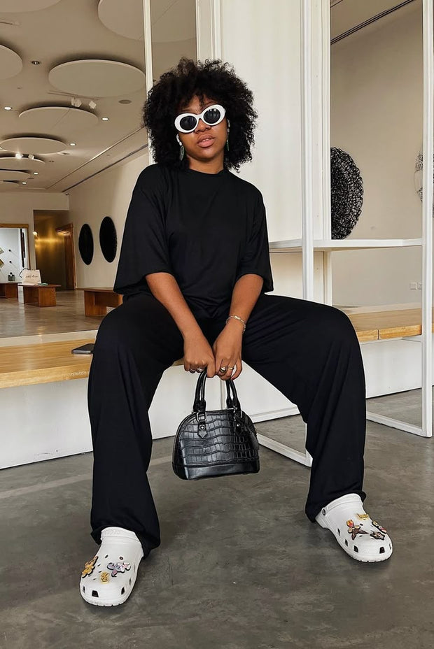 <h2><strong>Modern everyday essentials</strong></h2>