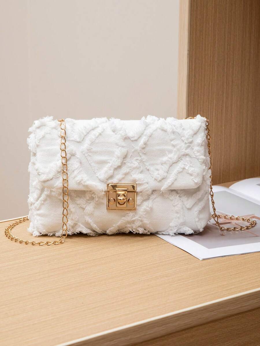 sac à main femme style moderne texture travaillée 2