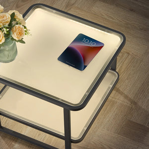 set de tables basses empilables avec plateau en verre givré